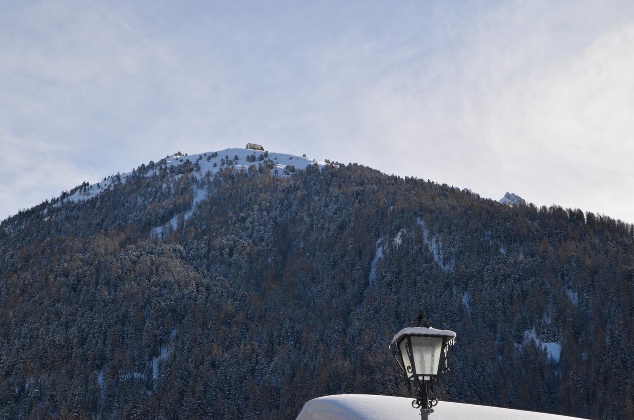 Guesthouse & Hotel Le Cervin Vissoie ภายนอก รูปภาพ
